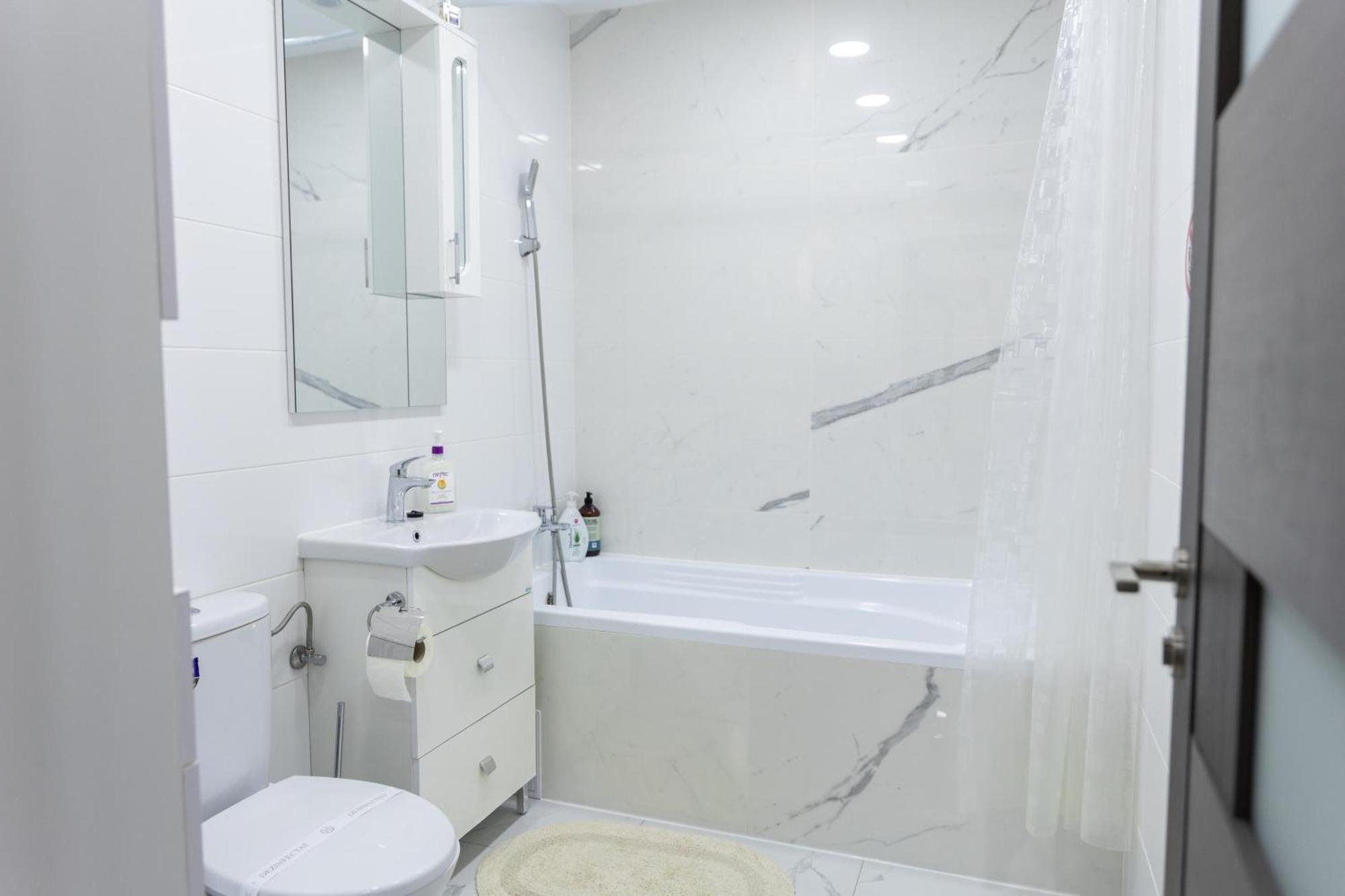 Astar Apartments - Extra Large Radauti Ngoại thất bức ảnh