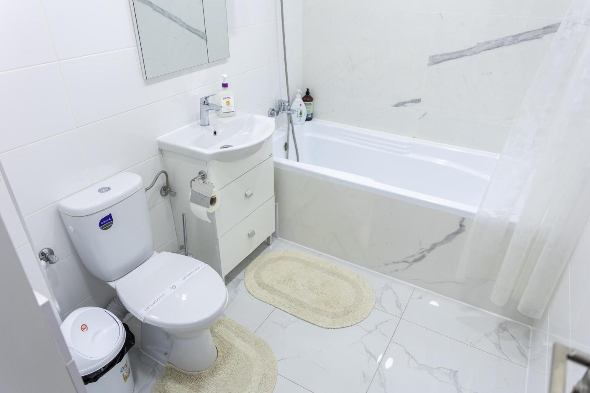 Astar Apartments - Extra Large Radauti Ngoại thất bức ảnh