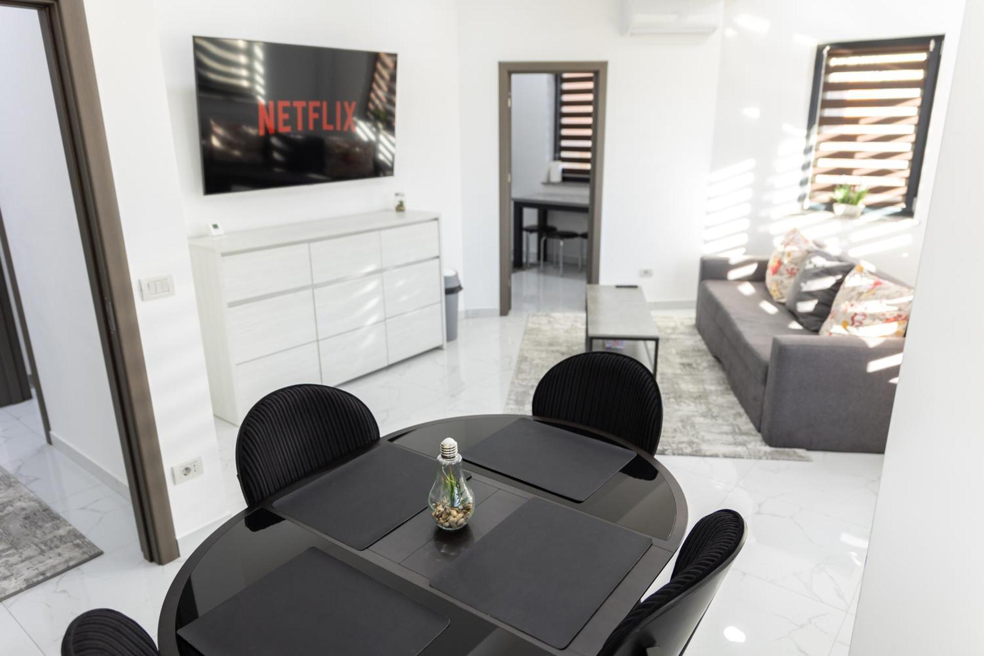Astar Apartments - Extra Large Radauti Ngoại thất bức ảnh